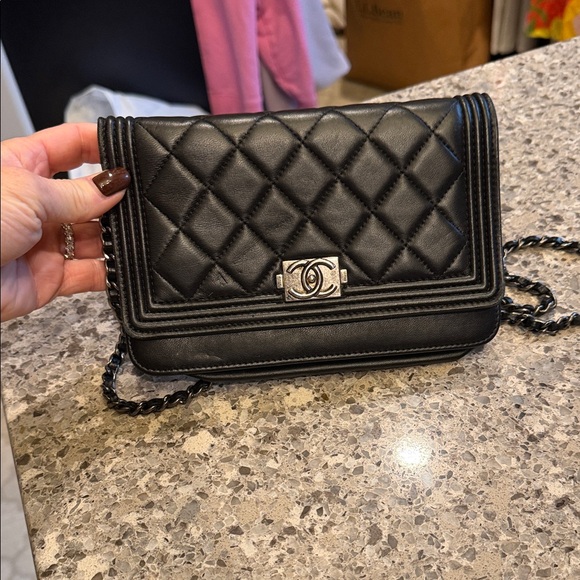 Chanel Black Quilted Crossbody Bag - Picture 1 of 5